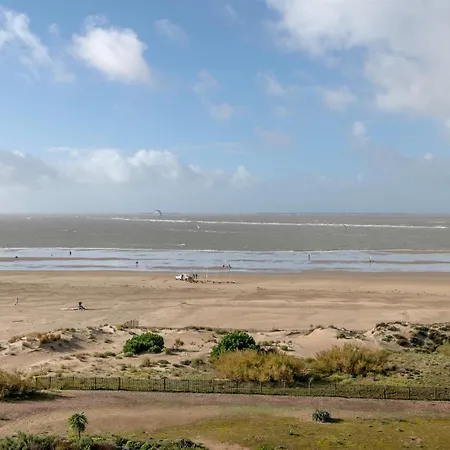 Maison Familiale Pour 8 Proche Et Bourg A St Brevin Vakantiehuis Saint-Brévin-les-Pins