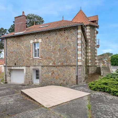 Maison Familiale Pour 8 Proche Et Bourg A St Brevin Saint-Brévin-les-Pins