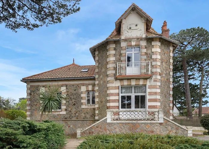 Maison Familiale Pour 8 Proche Et Bourg A St Brevin Vakantiehuis Saint-Brévin-les-Pins